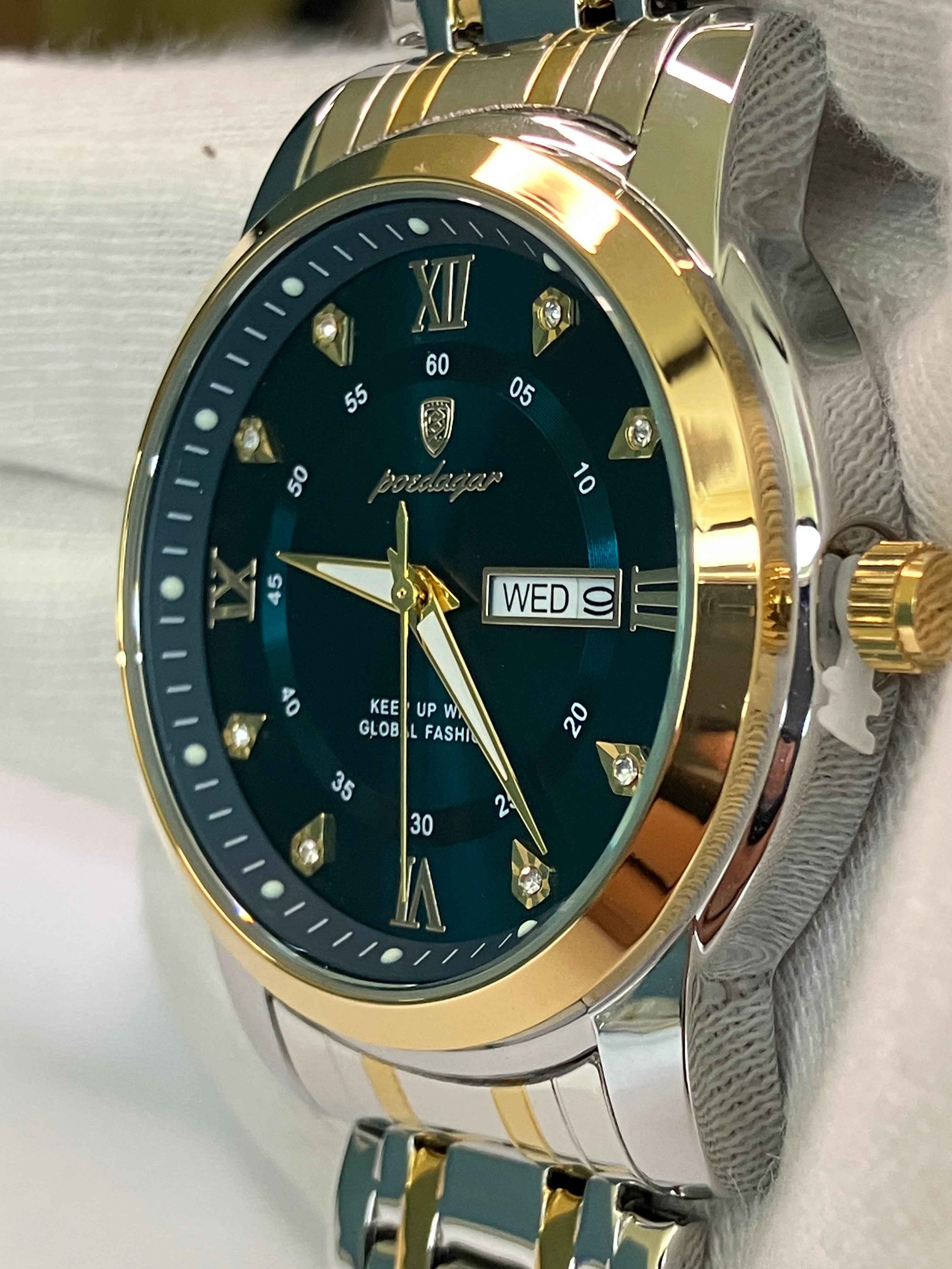 Luxury Green Dial Men's Watch β Dual-Tone Steel Strap | Day & Date Display